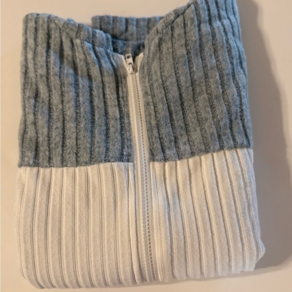 New Long Sleeve Full Zipper Hooded Sweater Size XXL Gray And White Polyester - Picture 12 of 14